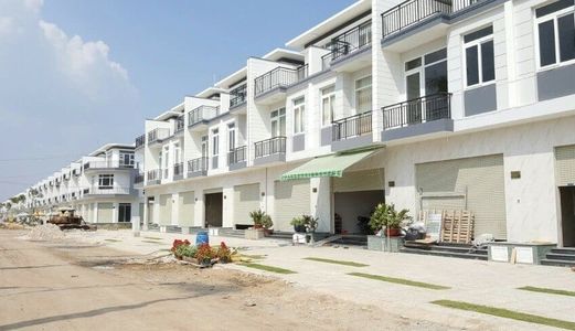 Nhà Mặt Tiền Phan Văn Hớn, Mới Xây 1 Trệt 2 Lầu