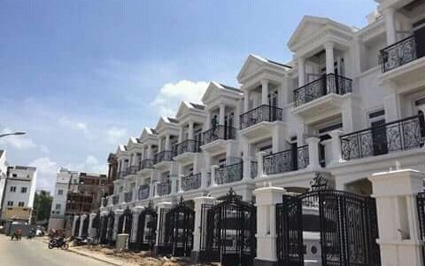 Cần Bán Nhà Liền Kề Mới Xây, Nằm Cách Mặt Tiền Ql13