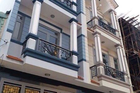 Nhà Nguyễn Bình, 2 Lầu, 4 Phòng Ngủ, Ở Hẻm Xe Hơi .