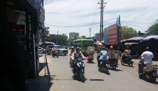 Bán Kiot 65M2 Mặt Đường Lĩnh Nam Đang Cho Thuê Kd Quần Áo