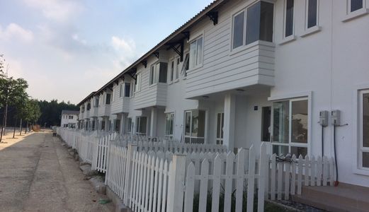 Bán Nhà Nguyên Căn 1 Trệt 1 Lầu Có Sân Vườn Nhơn Trạch Đồng Nai