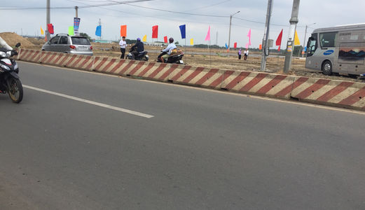 Thanh Lý Gấp Đất Ngay Mặt Tiền Biển Long Hải ! Chỉ 600 Triệu !