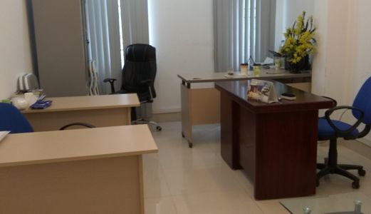 Chính Chủ Cho Thuê Văn Phòng 25M2 Full Đồ Và Dịch Vụ Thoáng Mát, P Thái Hà Giá Ưu Đãi, Lh:0987394655