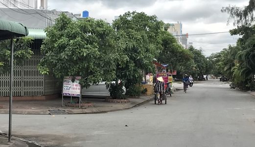 Cần Bán Gấp Lô Đất Thổ Cư Gần Cầu Long Kim Cách Thị Trấn Bến Lức Long An 500M - Lh: 0962538579