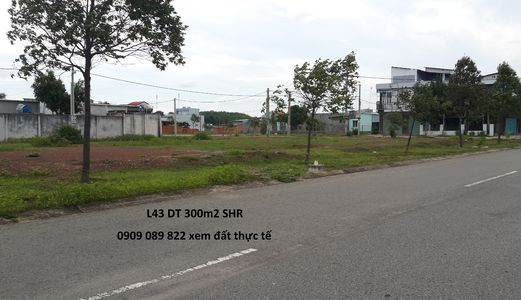 300M2 Đất Nền Thuốc Khu Đô Thị Mặt Tiền Đường Rộng 25M Kế Siêu Thị Gần Trường Và Bệnh Viện