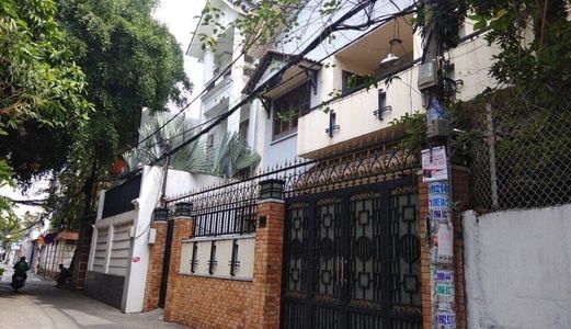 Hẻm xe hơi Nguyễn Trọng Tuyển P.2 Q. Tân Bình - 4.2x14M - Khu Vip Giá 6.3 Tỷ Thương lượng