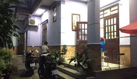 Nhà Thôi! Không Phải Biệt Thự Đâu Nhé 1 Trệt 1 Lầu 90M2 Ngay BigC Dĩ An