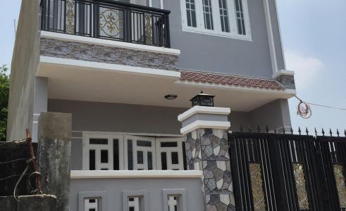 Bán Gấp Căn Nhà 100M2, Đối Diện Ubnd Xã Hưng Long-Bình Chánh, 1 Tỷ, Sổ Hồng Riêng