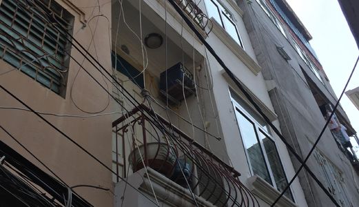 Bán Nhà Hoàng Quốc Việt, Cầu Giấy, Dt 34M, Mt 3.1M, 2,7 Tỷ, 4 Tầng