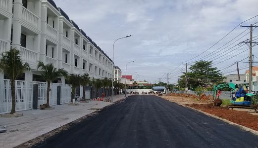 Bán 2 Căn Biệt Thự Nhà Phố Tại Dĩ An Bình Dương Giá Cực Rẻ