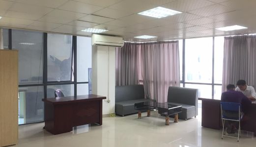 Chính Chủ Cho Thuê Văn Phòng 60M2 Giá Cực Rẻ Tại 83 Yên Lãng - Đống Đa 