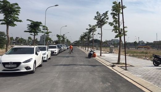 Bán Đất Tại Trung Tâm Thị Trấn Bến Lức, Giá Chỉ 420 Triệu/Nền, Đã Có Sổ hồng riêng.