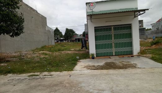 Tôi Sắp Đi Nước Ngoài Cần Bán Gấp 500M2 Đất - Mặt tiền Quốc Lộ 13, Cạnh Trường. Lh 0965176553