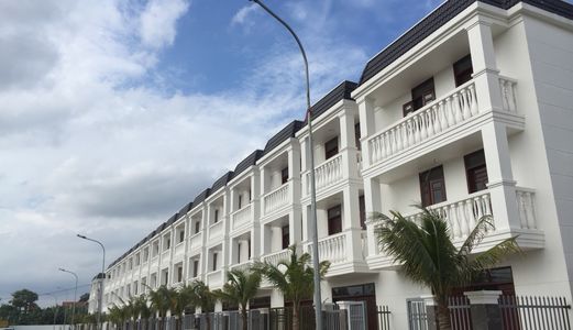 Bán 2 Căn Biệt Thự Nhà Phố Tại Dĩ An Bình Dương Giá Cực Rẻ