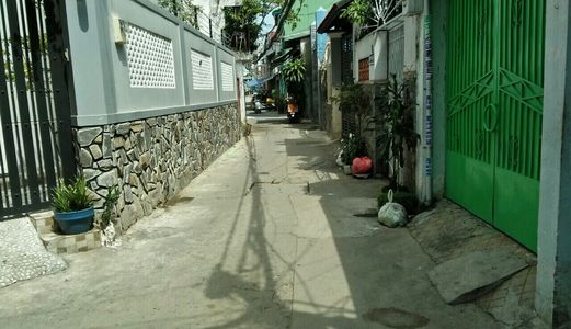 Nhà Rộng, Giá Rẻ, Lô Góc, Hẻm Xe Hơi Ở Nơ Trang Long, Phường 13, Bình Thạnh.
