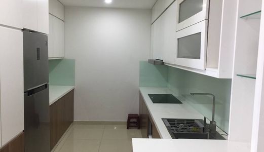 Chính Chủ Cho Thuê Căn Hộ 2 Phòng ngủ - Dự Án Ngoại Giao Đoàn: Tủ Bếp, Nóng Lạnh, Sàn Gỗ... Giá 5.5 Triệu/tháng