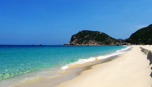 Bán Đất Mặt Tiền, Giáp Biển Đặc Khu Kinh Tế Vân Phong, Dt: 10.000M2, Giá 9 Tỷ