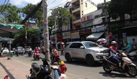Tôi Cần Bán Nhà Hẻm Xe Tải Lớn Đường Đinh Tiên Hoàng, P1, Bình Thạnh Giáp Q. 1.