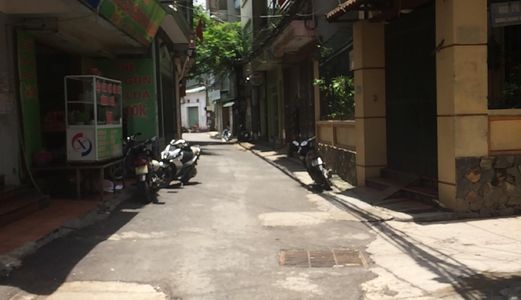 Mặt Phố Kinh Doanh Sầm Uất Cho Thuê Để Ở Giá 4,6 Tỷ Phố Hoàng Mai Ô Tô Đỗ Cửa