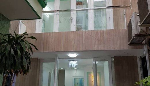 Nhà Hẻm 2 Xe Hơi_Cách Mặt Đường Lớn 4 Căn_Nở Hậu.