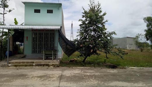 Má Trinh Cần Bán Gấp Lô Đất Ở Bình Dương Giá Mềm Vì Gia Đình Đang Cần Tiền Gấp