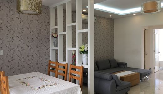 Cần Cho Thuê Căn Hộ Star Hill, DT: 133M2, Giá 1200 USD/Tháng. Lh: 09381210176 Gặp Vân