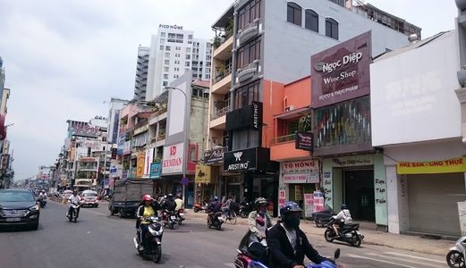 Bán Gấp Khách Sạn Quận Phú Nhuận Gần Sân Bay, Dt: 12X20M, Giá 40 Tỷ