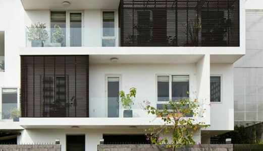 Biệt Thự Sân Vườn 200M2, Sổ Hồng Riêng, 2 Lầu 1 Trệt