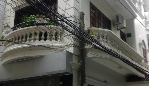 Bán Gấp Nhà Ô Tô Kinh Doanh Khu Tây Sơn. 42M2, Mặt Tiền 5M. Giá 5.9 Tỷ.