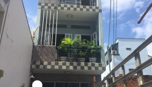 Bán Nhanh Nhà Hẻm Xe Tải Htp . Dt 4X14M. 1 Trệt ,2 Lầu,st . Giá 4.7 Tỷ 