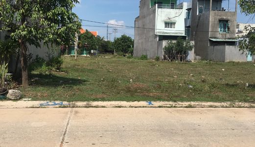 Lô Đất 360M2 Giá 780 Triệu/Nền. Và Dãy Trọ Gồm 2Kiot + 14 Phòng.