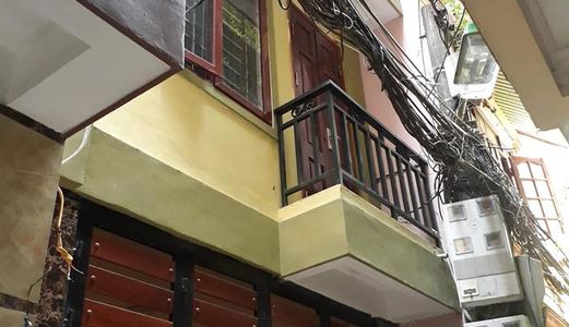 [Gấp] Chỉ Hơn 3 Tỷ, Mặt Phố Lê Trọng Tấn, Dt45*4T, Ô Tô Tránh, Kinh Doanh Sầm Uất.