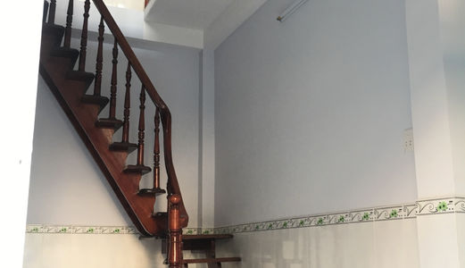 Bán Nhà Mặt Tiền Vị Trí Rất Đẹp Đường Hồ Thị Kỷ,q.10, 25M2, 6.48 Tỷ