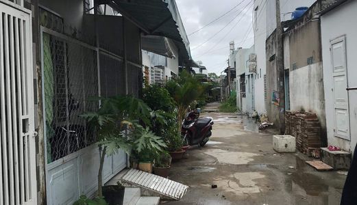 Bán Nhà Trệt Lầu Mới 2 Mặt Tiền Hẽm 7 Bờ Kè Đối Diện Chợ Bà Bộ