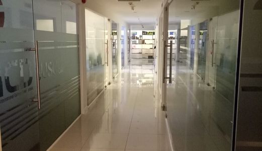 Bán Gấp Căn Văn Phòng The Prince- Nguyễn Văn Trỗi- Phú Nhuận. Giá 1.3 Tỷ, Lh 0901454460