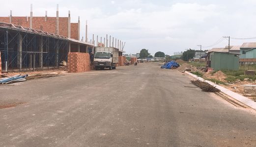 Bán Gấp Nhà 1 Trệt 1 Lầu Mặt Tiền Đt743C, Dĩ An, Bình Dương