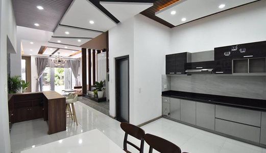 Bán Gấp Nhà Mặt Tiền Trung Tâm Thành Phố Đà Nẵng, 202M2, Full Nội Thất Cao Cấp, Liên Hệ O914249885