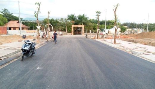 Đất Trung tâm Thị xã Bến Cát, Bình Dương, Thổ cư 100% - Lh: 0916799803