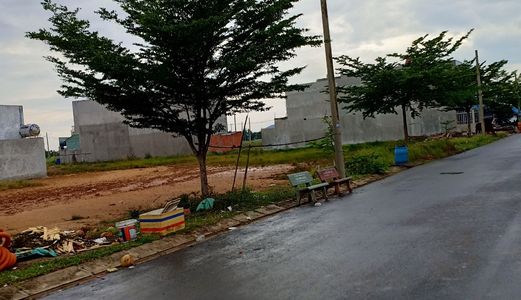 Cần Bán Mảnh Đất Thổ Cư Đối Diện Bv Chợ Rẫy 2.Sổ Hồng Riêng, Dt:260M.Giá 1,5 Tỷ