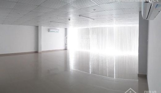 Văn Phòng Cho Thuê Ngay Trung Tâm Tp Có Thang Máy View Đẹp Sang Trọng