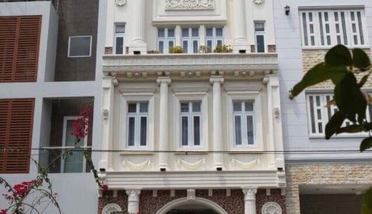 Định Cư Nước Ngoài Cần Sang Nhượng Hẳn Hotel Phú Mỹ Hưng