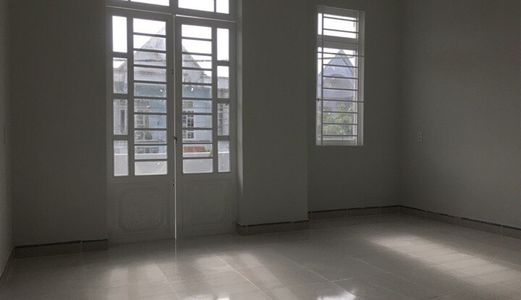 Nhà Đường Thông Rộng Gần Ngã 3 Ông Xã Dĩ An Bình Dương.