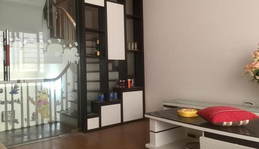 Hiếm!! Nhà Đẹp! Phân Lô! 20M Ô Tô! Cầu Giấy 43M2X 5Tầng! 4Tỷ.