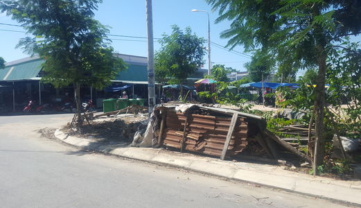 Bán Lô Đất Chợ Xem Là Thích,Hoa Hồng Cho Môi Giới,Lh 0935671191