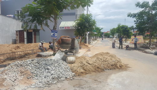 Đã Bán 3 Lô Đất Còn 1 Lô Chợ, Diện Tích: 105M2, Đường 10,5, Cách Cổng Chợ 22M,lh Xem Là Thích