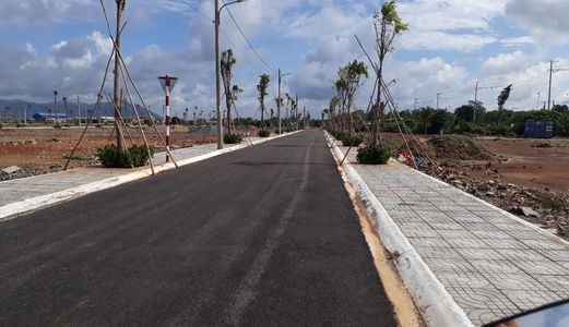 Đất Trên Cung Đường Vàng  Long Hải, Bao Quanh Là Khu Du Lịch Biển Long Hải