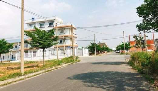Cần Sang Lại Lô Đất Mặt tiền Đường 20M Khu dân cư Tên Lửa II, Sổ hồng riêng, Thổ Cư 100%