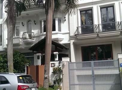 Bán Hạ Giá Căn Nhà Phố Nam Thông 3-Phú Mỹ Hưng,Đường Lớn Giá 18.2 Tỷ