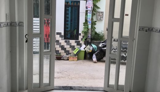 Bán Nhanh Nhà Mặt Tiền Hẻm 88 Nguyễn Văn Quỳ. Diện tích 3X5M. 1 Trệt, 1 Lầu. Giá 900 Triệu.