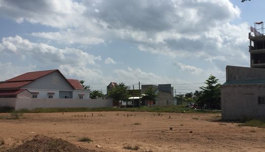 Ngân Hàng Hỗ Trợ Phát Mãi 16 Nền Đất Khu Dân Cư Tên Lửa 2. 830 Triệu/Nền. Sổ Hồng Riêng.